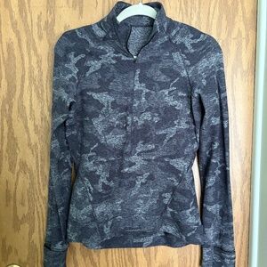 Lululemon Outrun the Elements 1/2 Zip Incognito Camo HTR Black 8